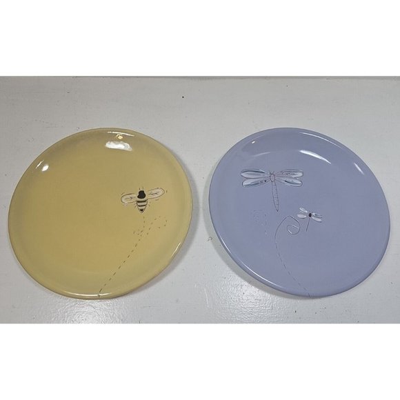 Set Of 2 Garden Ridge Pottery Plates 8 1/2" round Bee Yellow Dragonfly Purple - Picture 1 of 7